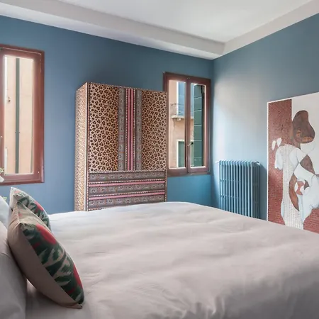 Apartament Sant'angelo Canal View *